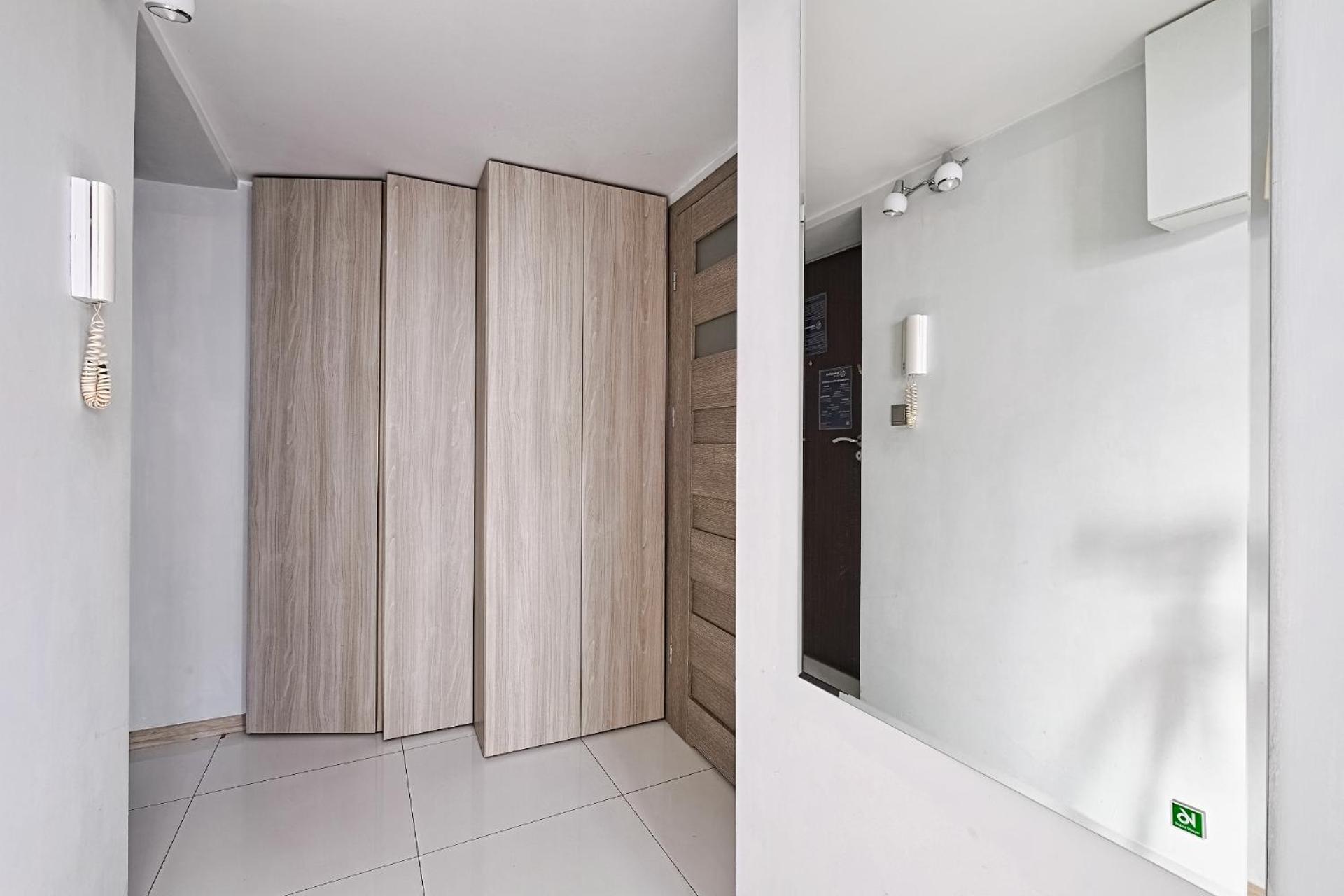 Urbannestgroup - Old Town -s9 * Warsaw