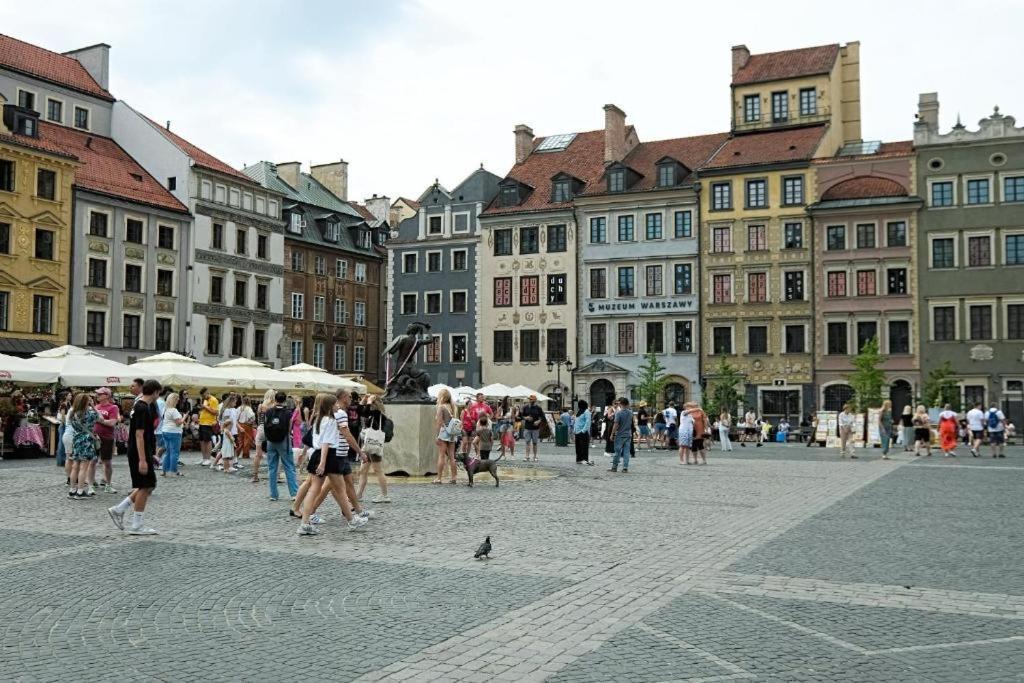 Urbannestgroup - Old Town -s9 *